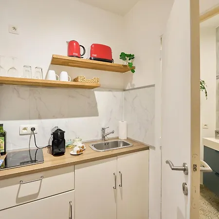 Apartamento Compact & Stylish In