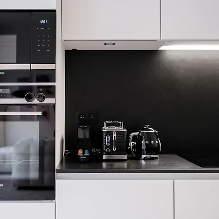 Flats De La Trinite Apartment *
