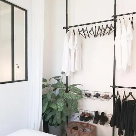 Beautiful In Le Chatelain - 1st Floor *