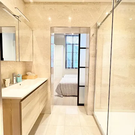 Apartment Luxury On Rue Haute