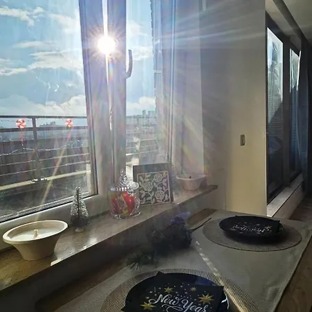 Penthouse Lumineux Avec Grande Terrasse De 40m2 *