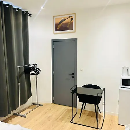 De Standing Brady Muandaz Apartman Brüsszel