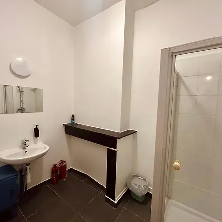 European District Casa de hóspedes *