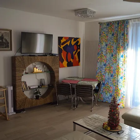 1br Metro Hopital Erasme Bordet Handicapt Friendly *