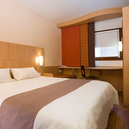 Ibis Expo Atomium 3*