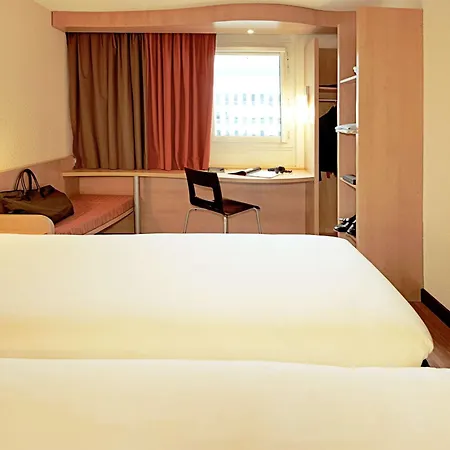 Ibis Expo Atomium 3*