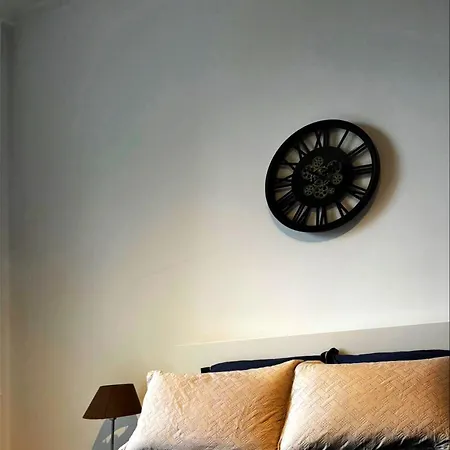 בית הארחה In Guest - Charming Guest In Historic Mansion *