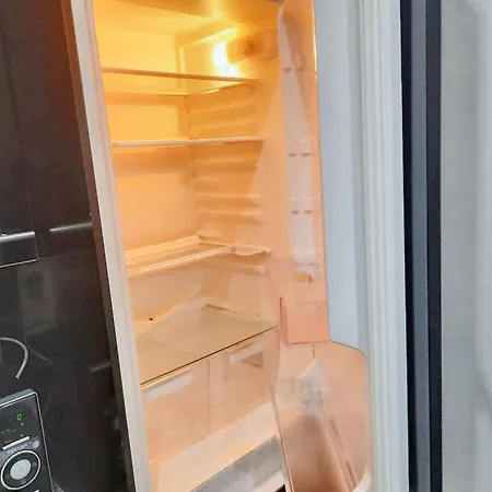 Modern In Molenbeek-saint-jean / 77 M² / Parking Apartman Brüsszel