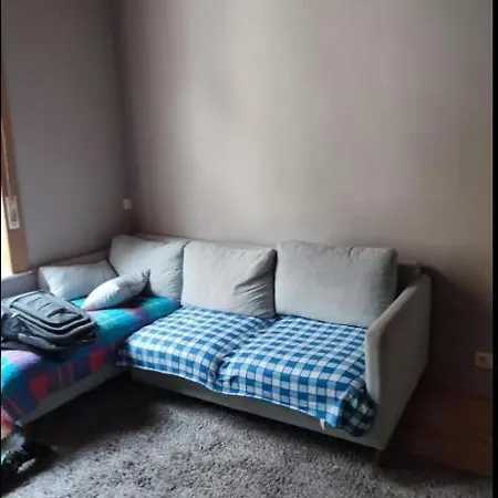 Confortable Lit Double Schaarbeek 1ere Etage Cle Normal