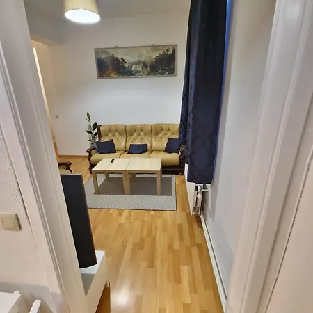 Sauna, Atomium, Expo Brussels, Stadium Roi Baudoin, Kinepolis, Planetarium, Centre Apartamento Bruxelas