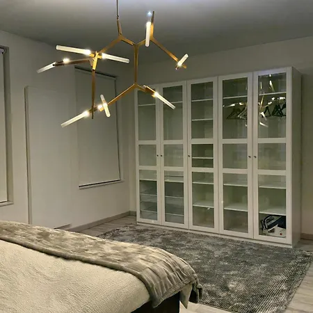 Feriehus L'imperial Wifi & Confort Bruxelles