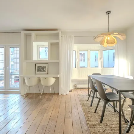 The Parliament Flats