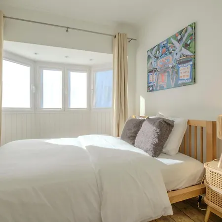 The Parliament Flats *