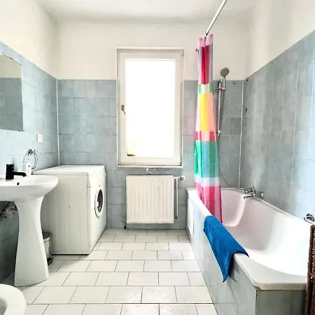 800 M From Grand Place Apartman