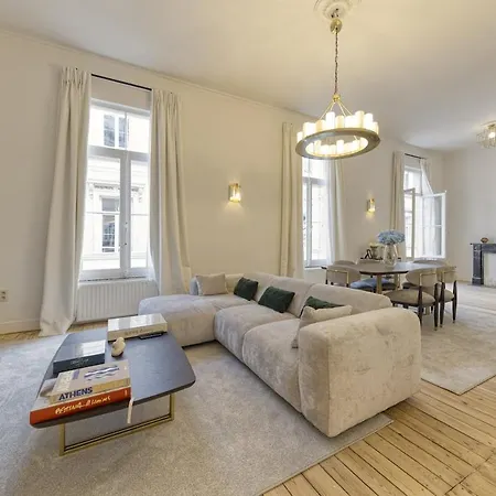 Apartament In The Hyper-center