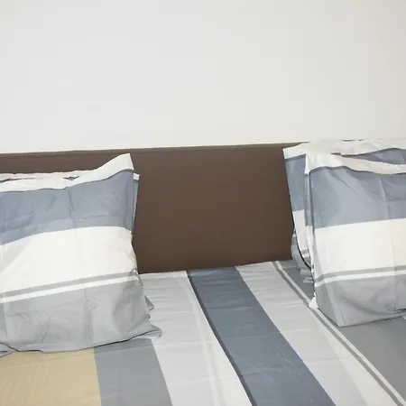 Confort Gare De L'ouest, Troisiemes Etages Apartmán *