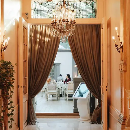 Manos Premier Otel