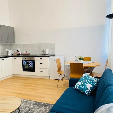 Апартаменты Calme Et Lumineux A Uccle Брюссель