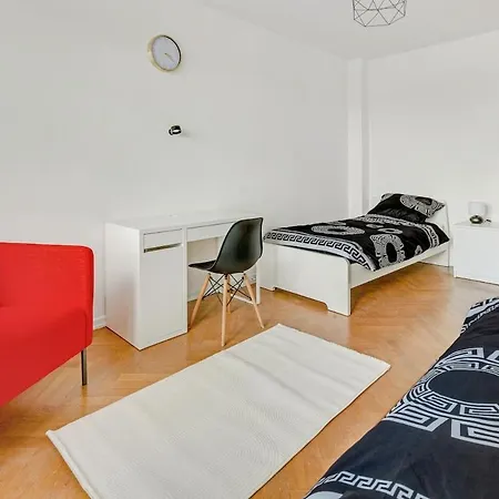 2 Bedroom Midi *