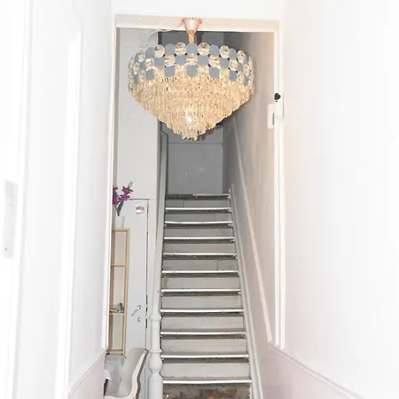 Confort Gare De L'ouest, Troisiemes Etages Apartmán