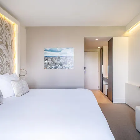 Hotel The