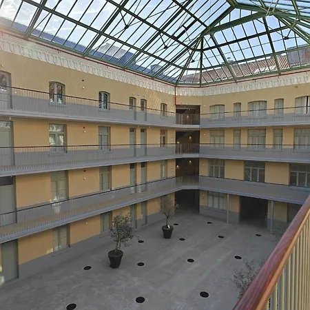 Highgarden - Warm & Cozy * Bruxelas