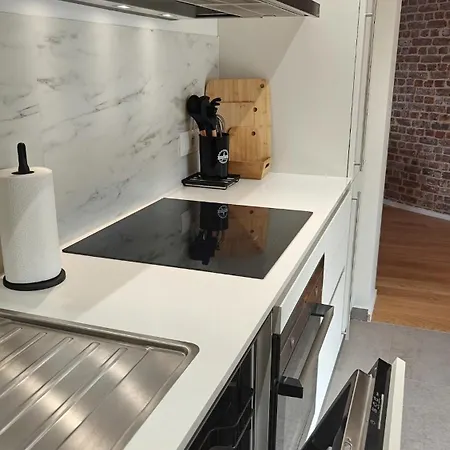 Highgarden - Warm & Cozy * Bruxelas