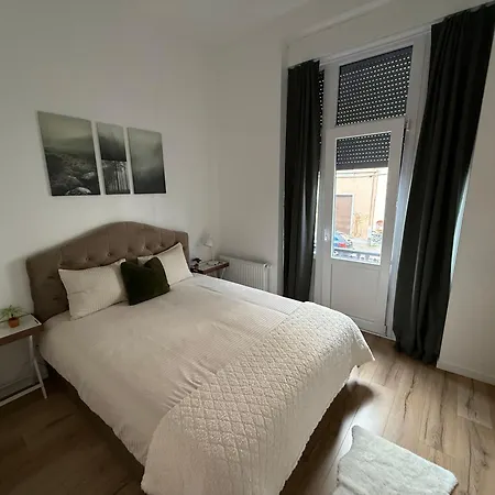 Cozy South-up And Ground * Brussels
