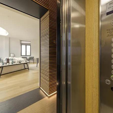 Aparthotel Triplex Penthouse In The Center Bruxelles