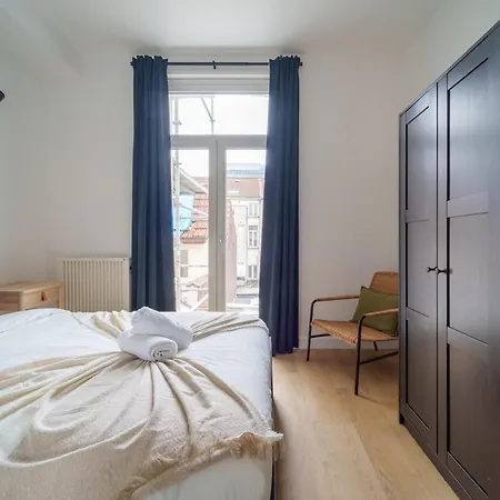 Cozy Cocoon - Gare Du Midi * Brussels