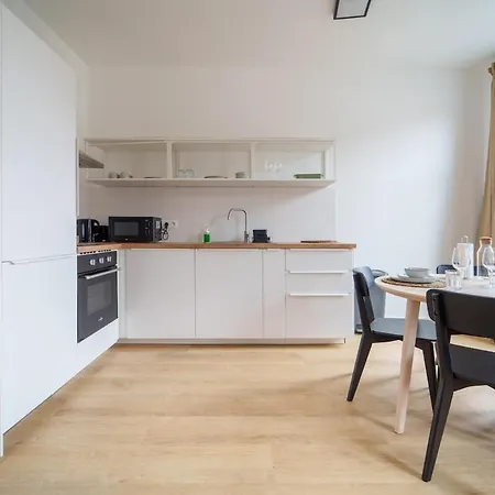 Cozy Cocoon - Gare Du Midi Apartment Brussels
