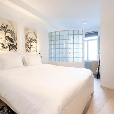 Functional Housings 2 Steps From Grand Place Apartamento Bruselas