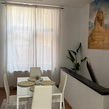 Appartement Cozy In Brussels- Schuman Area