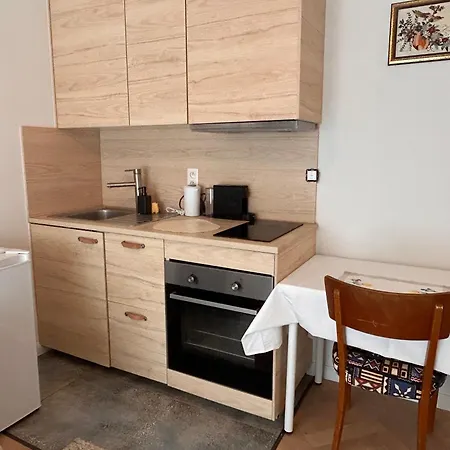 Cosy Small