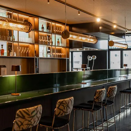 Hotel Faubourg 21 - The Leading Of The World