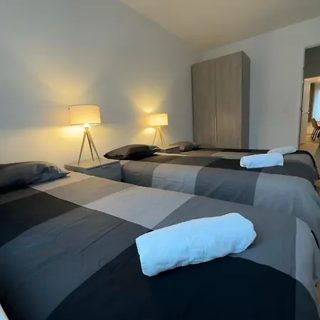Modern 2 Bedroom For 6 - Center Apartman Brüsszel