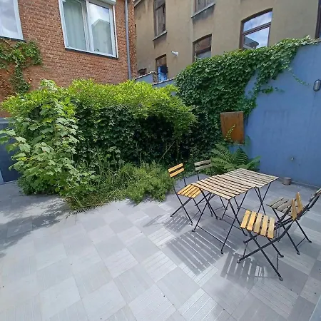 Apartamento Tiny House Avec Terrasse Privee, 10 Mins Du Centre *