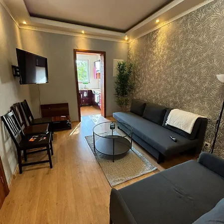 Perfect For Events 1br And Sofa Bed Near Expo 12 Διαμέρισμα