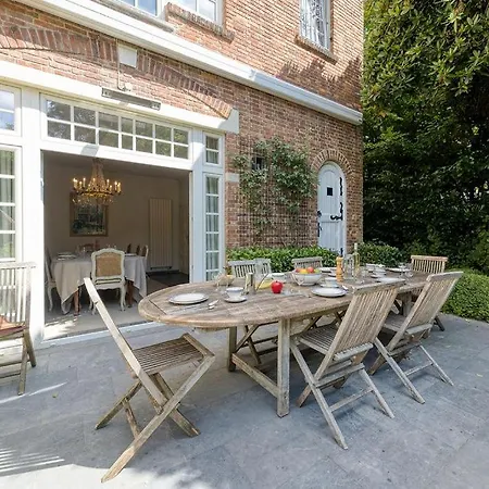 The Castle ヴィラ