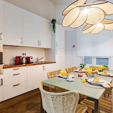 Exclusive 2br With Unesco Views *