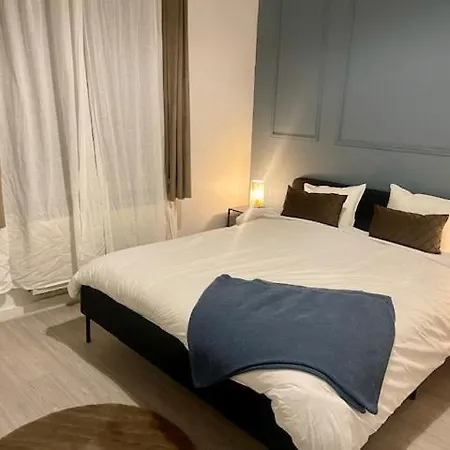 Le Longue Vie Apartment