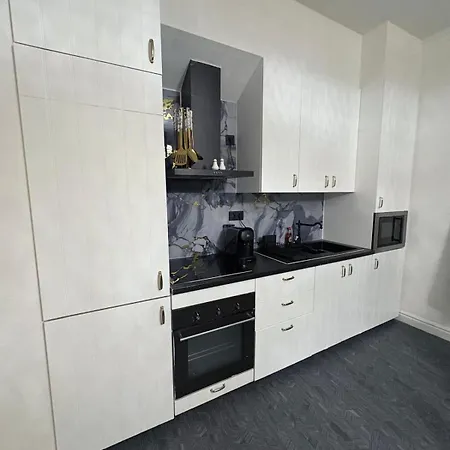 Garden's Jacuzzi 1 布鲁塞尔