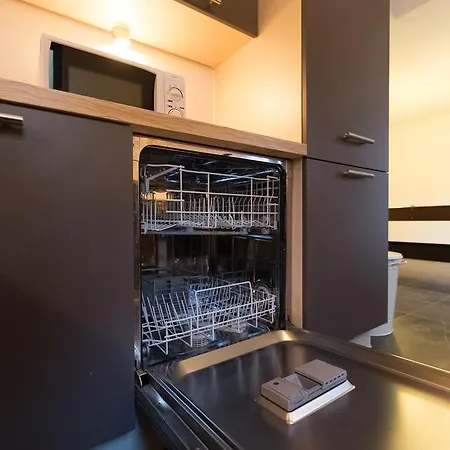 Louise Uptown House Apartamento