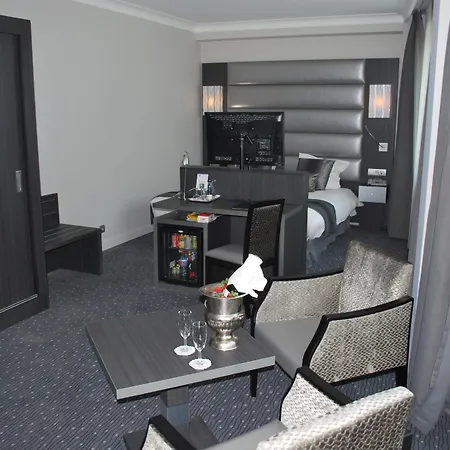 Hotel Western Royal Centre