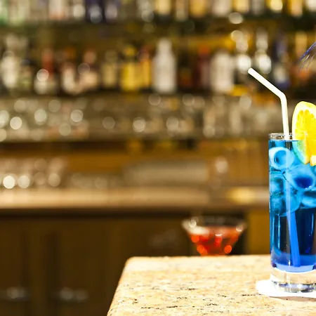 ル シャトレイン ホテル 5*