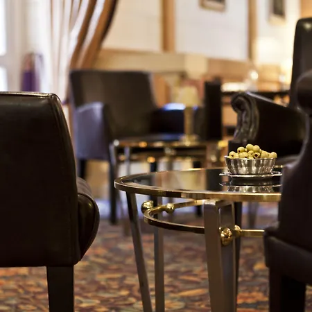 ル シャトレイン