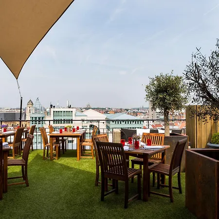 Nh Collection Centre Hotell 4*