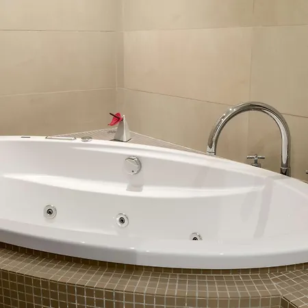 Hotell Nh Collection Centre