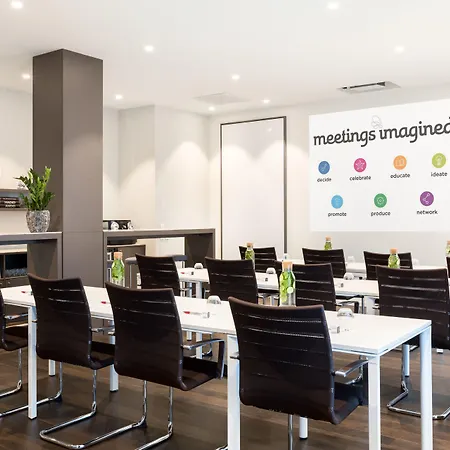 マリオット グランプラス ホテル 4*