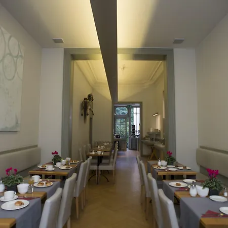 Du Congres מלון 3*